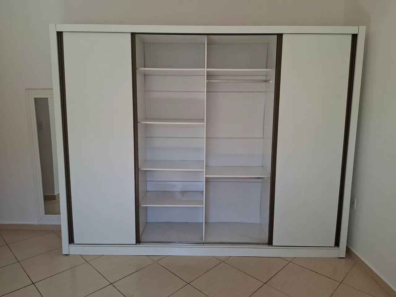 Guarda roupas  - Foto 4