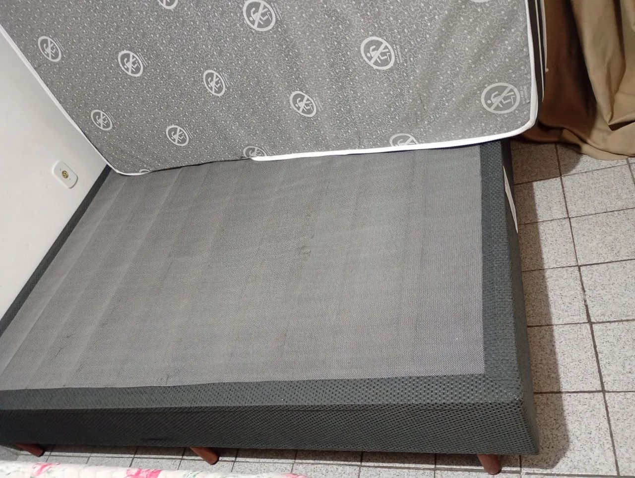 Vendo essa cama Box de casal  - Foto 5