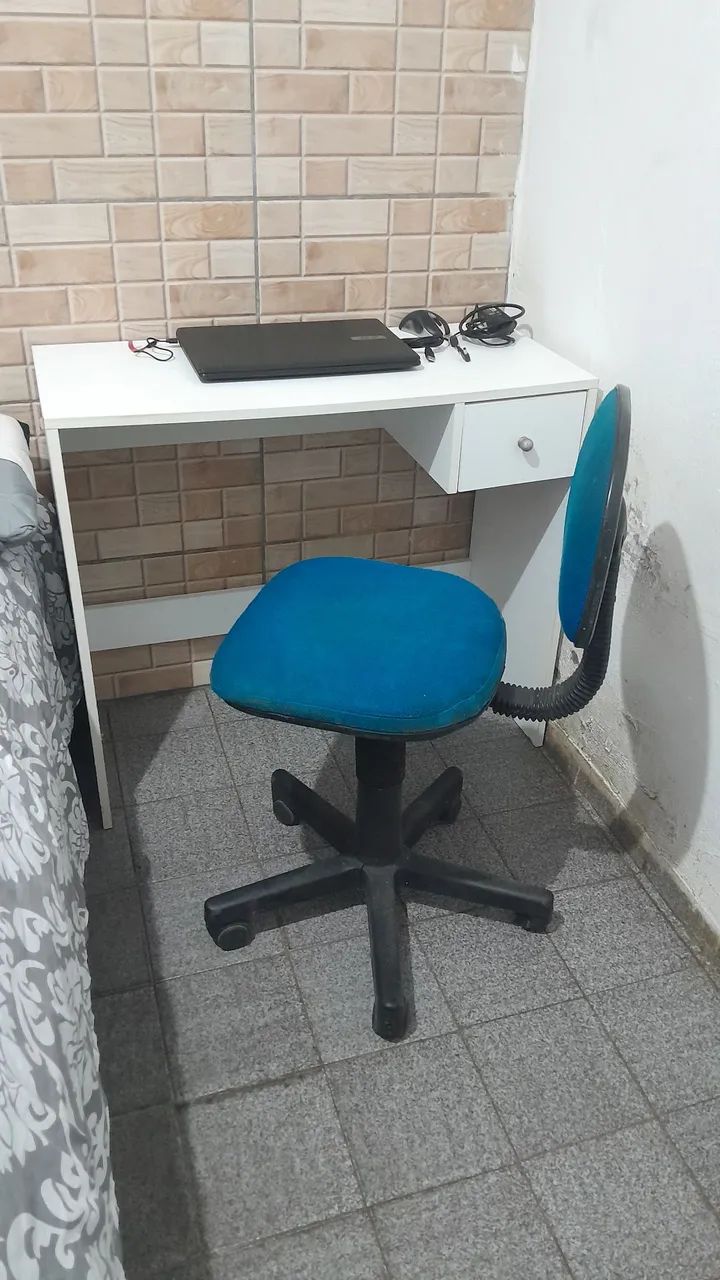 Mesa de estudo e cadeira - Foto 2