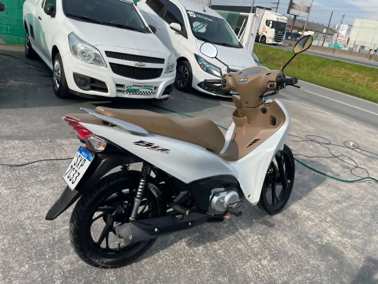 BIZ 125 EX/ 125 EX FLEX - Foto 3