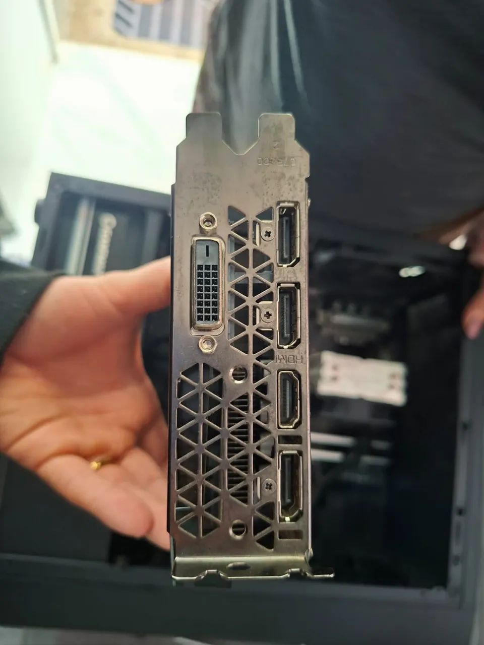 Gtx 1060 6gb AMP ZOTAC - Foto 4