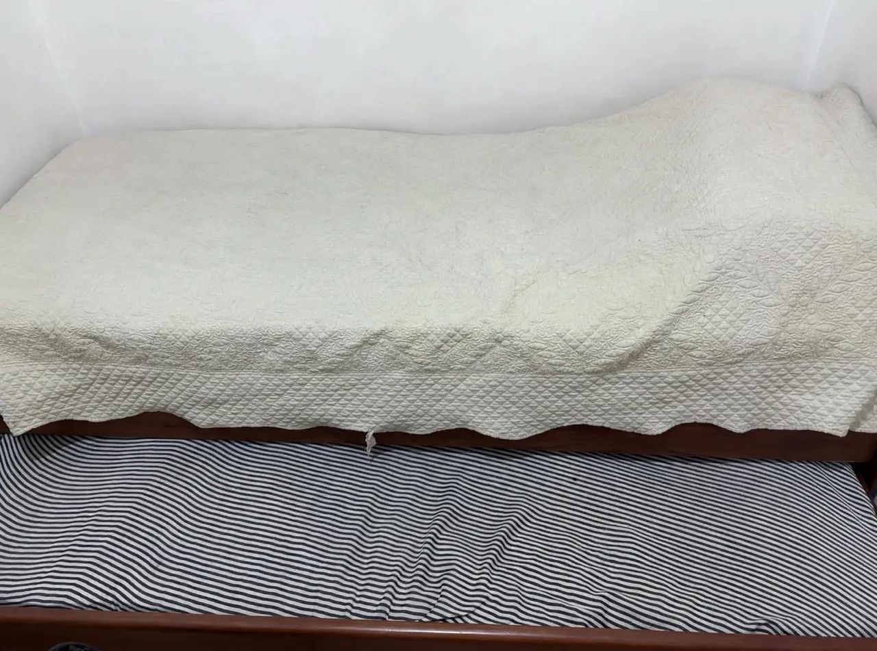 Cama solteiro 