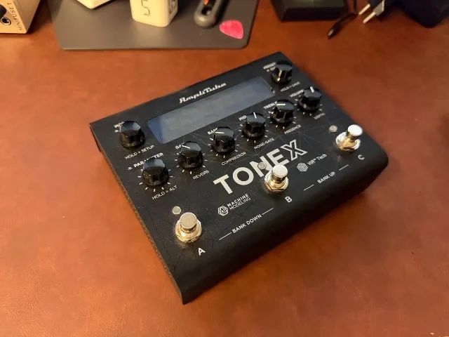 Tonex Pedal IK multimedia - Instrumentos musicais - Setor Marista