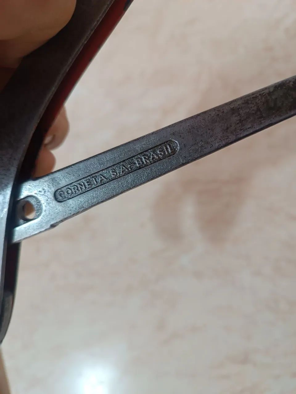 Vendo chave antiga CORNETA,de encanador. - Foto 2