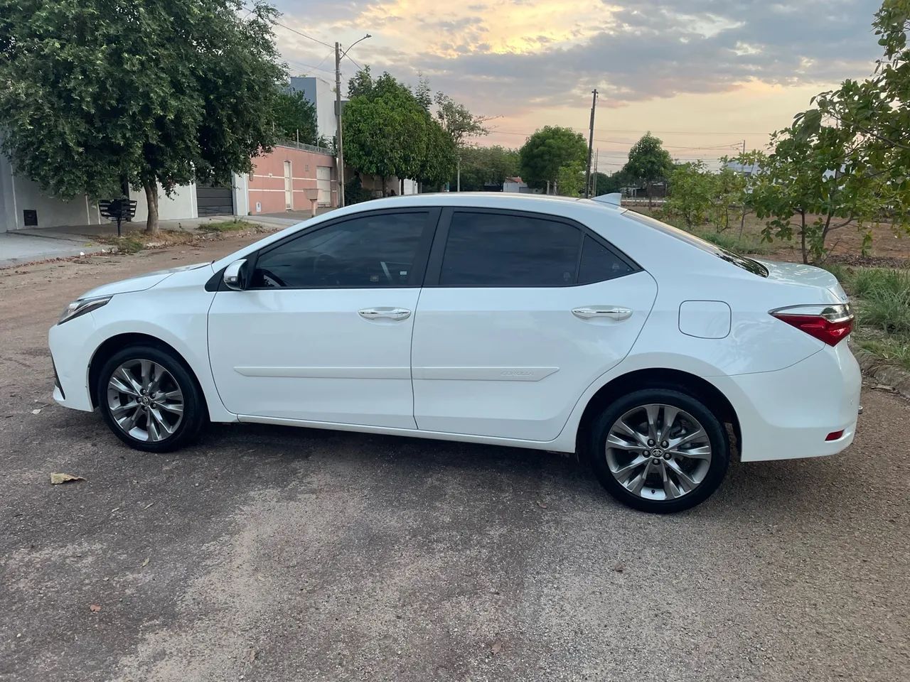Toyota Corolla XEI 2.0 Flex 16V Aut. 2019 - Foto 4