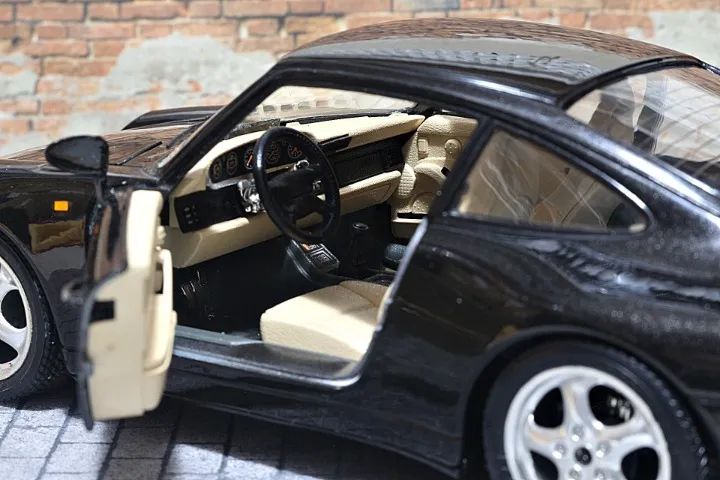 PORSCHE CARRERA 993 - 1:18 - BLACK METÁLICO - Foto 5