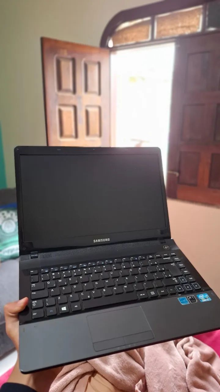 Notebook Samsung Essentials - Ótimo Estado! - Foto 2
