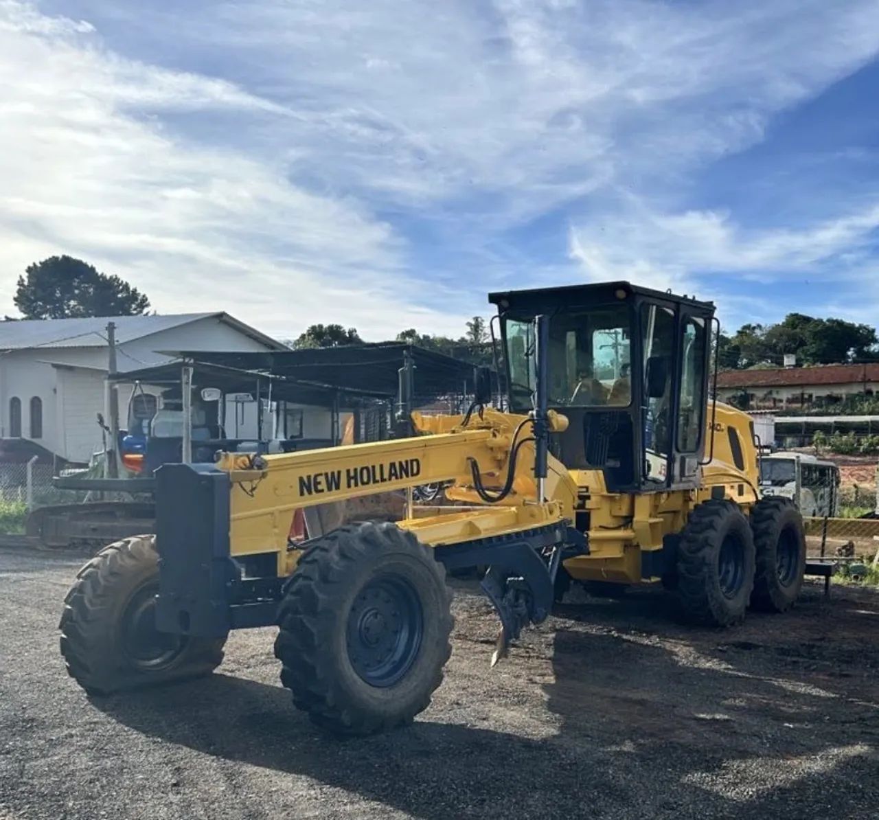 Motoniveladora New Holland RG140 B ano 2006 com 12.800 horas, em Campinas - Foto 2