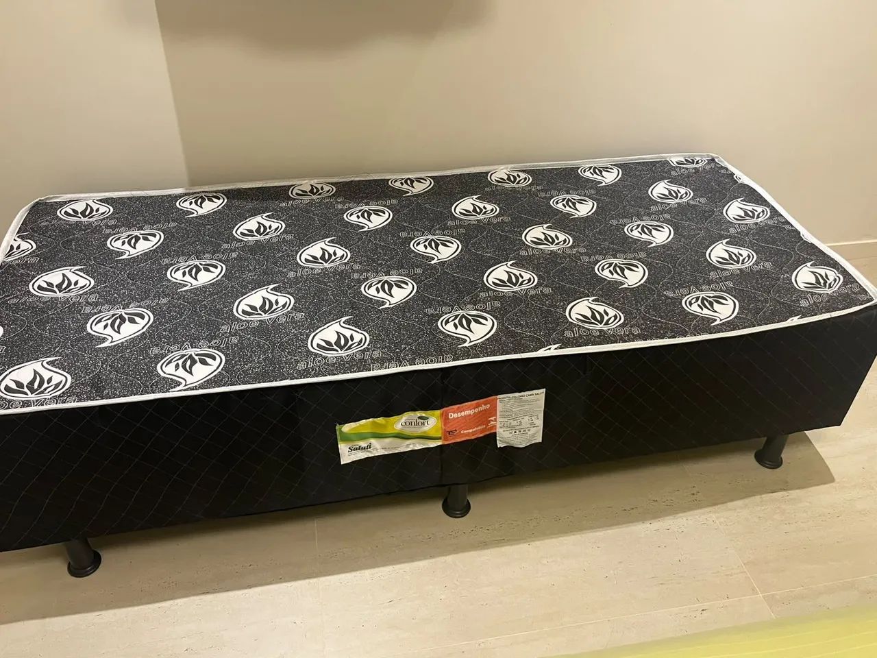 Cama Box corfort 