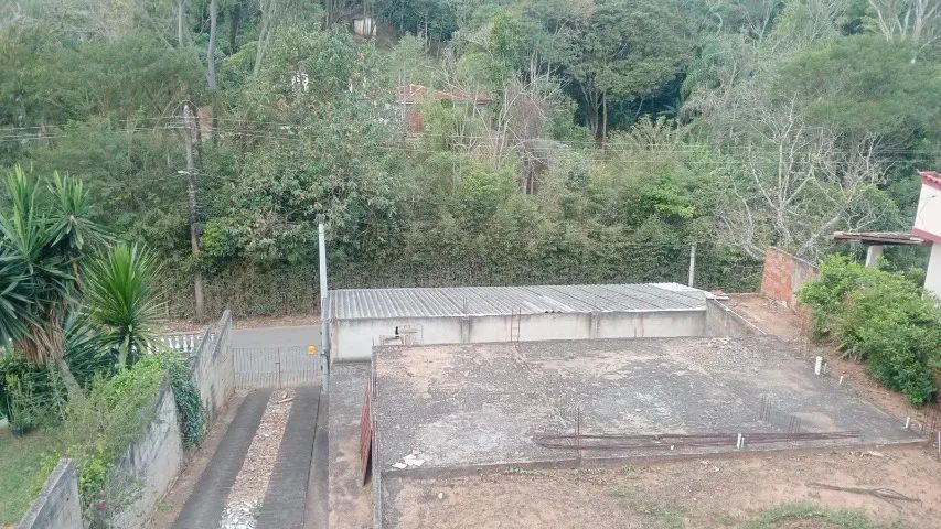 Loja  mais terreno 