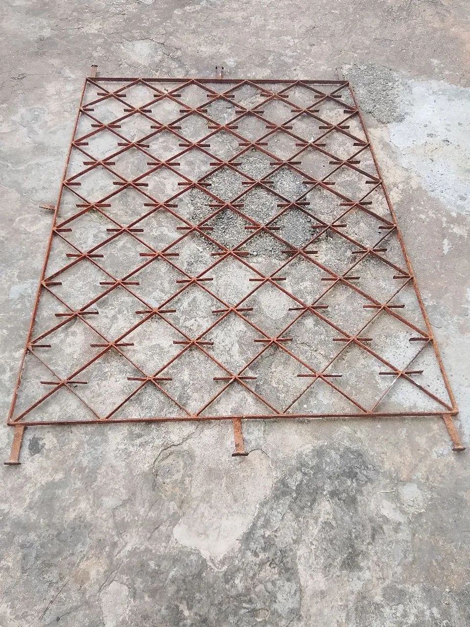 Uma grade  - Foto 3
