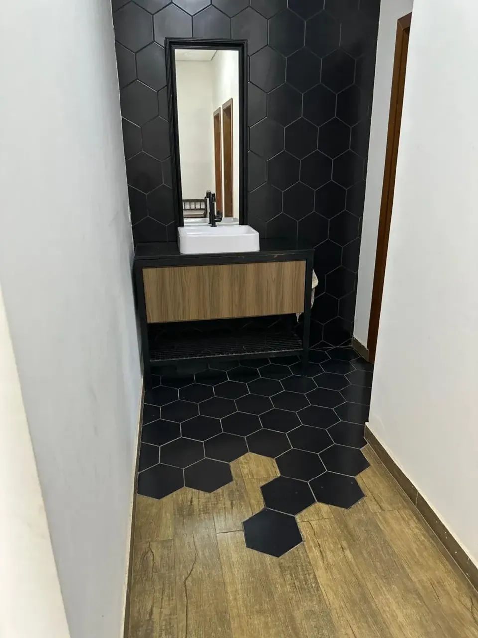 CASA PÚBLICA EM VÁRZEA GRANDE, PROX CORREIO E BIG LAR, C/ ARMÁRIOS E PISCINA, 2 QTOS 1 SUÍ - Foto 6