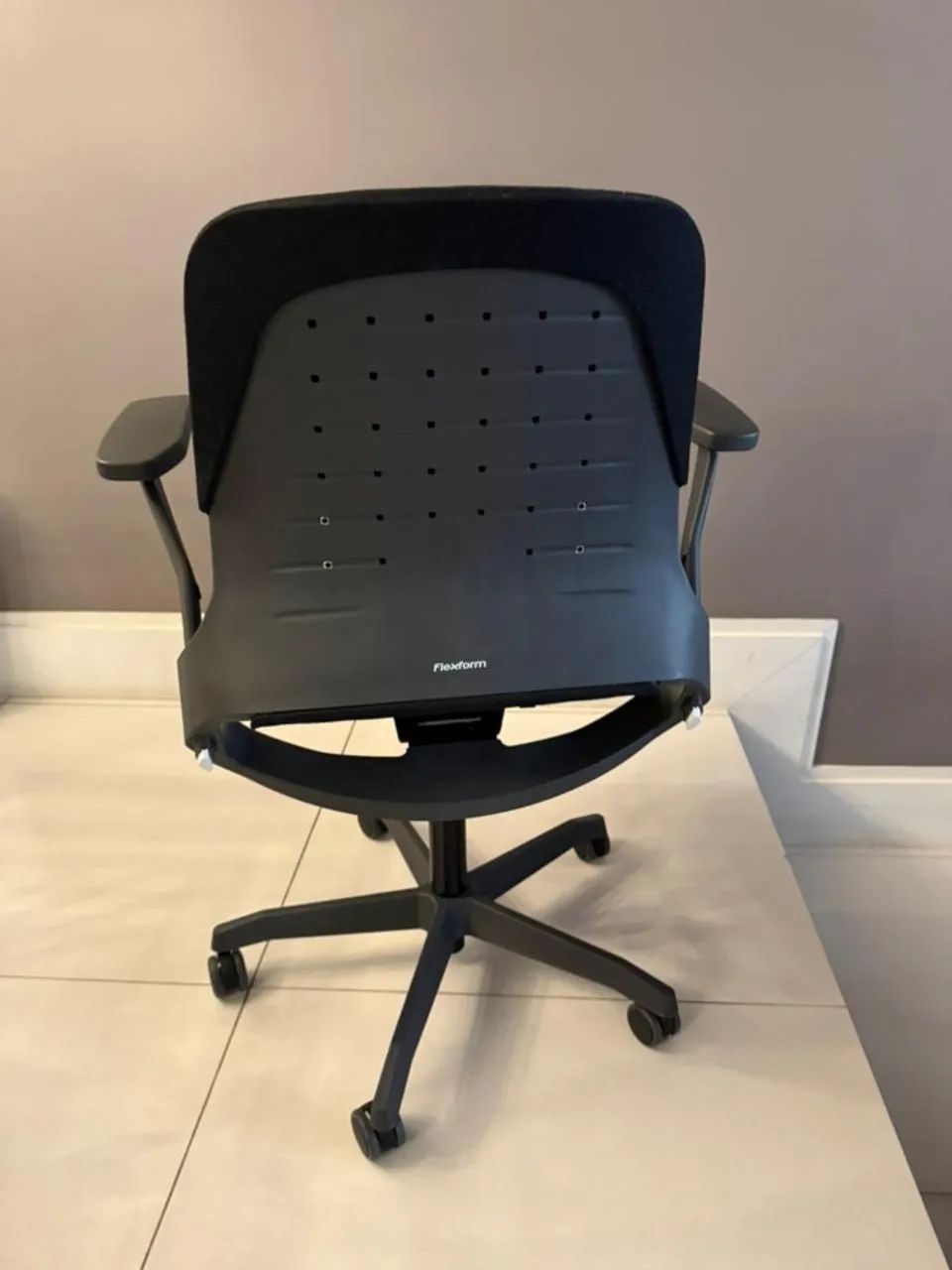 Cadeira Flexform My Chair All Black Pro - Foto 5