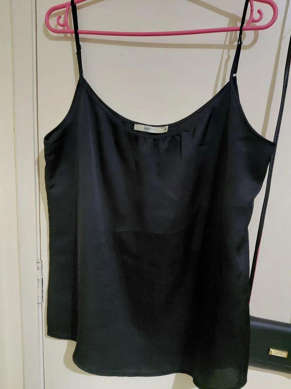 Blusa em cetim Pool tam 40 - Foto 2