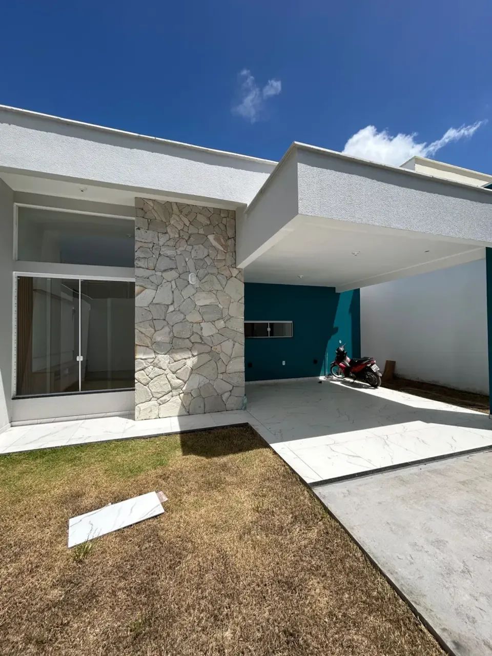 CASA NO MAIOBÃO COM 3 QUARTOS / NOVA