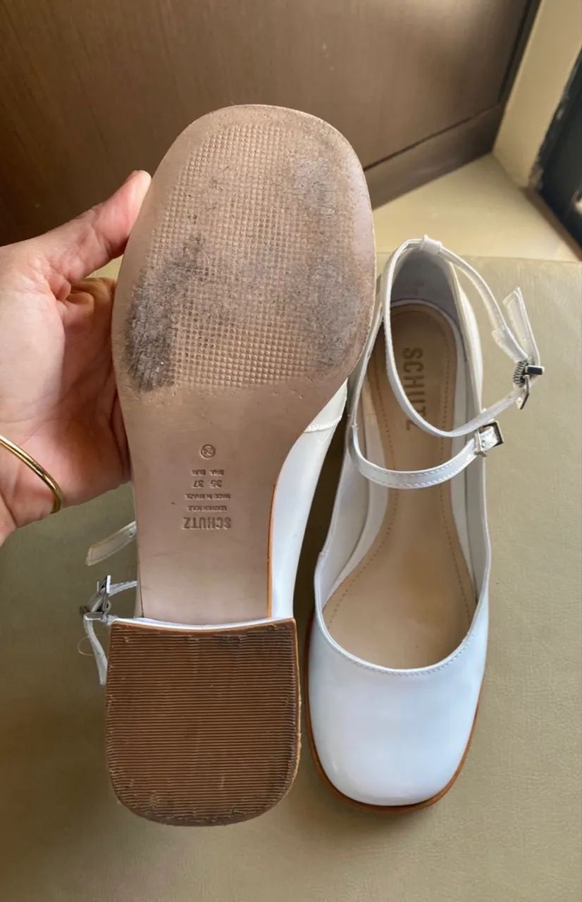 Sapato branco boneca Schutz  - Foto 4