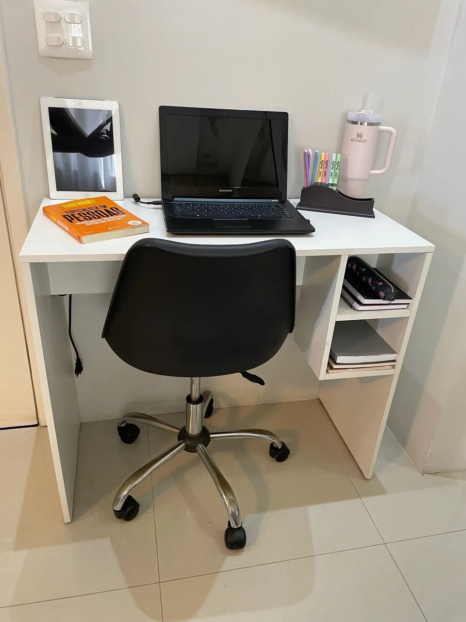  Mesa de estudos - Foto 2