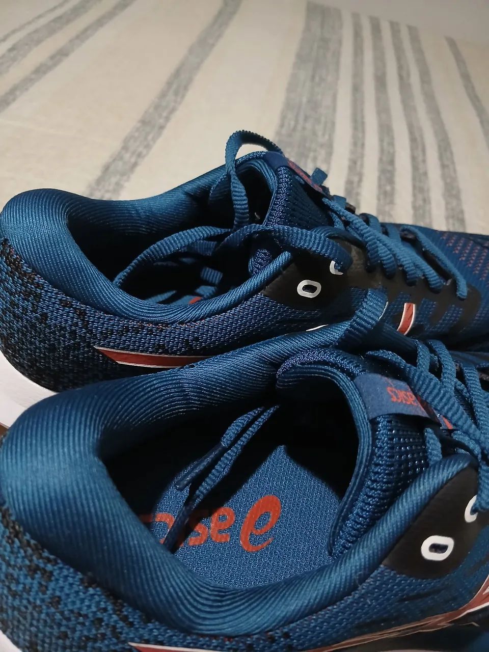 Tênis Asics 42 - Foto 5