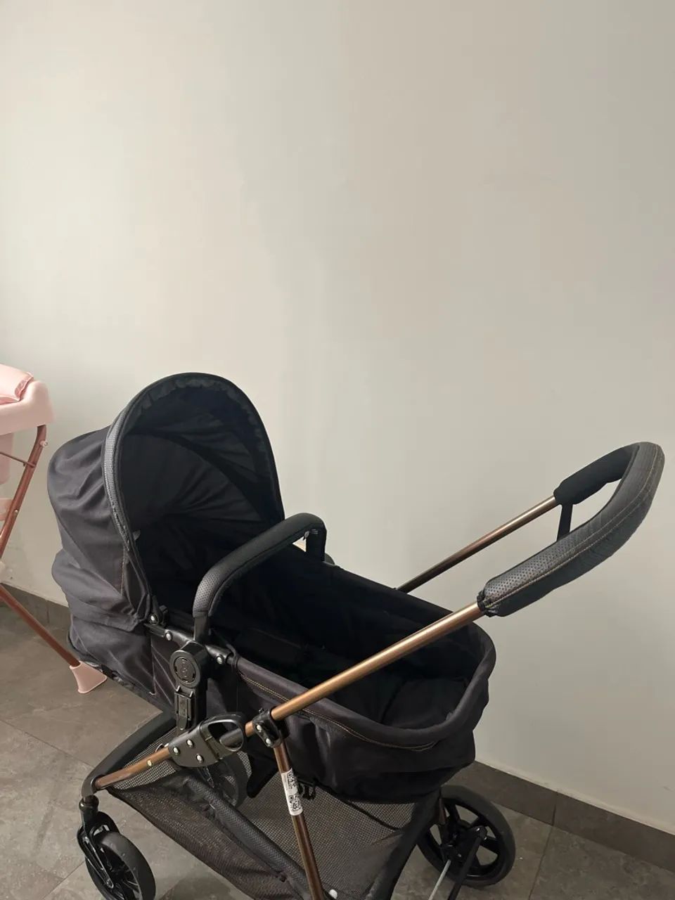 Carrinho de bebê(acompanha bebê conforto) - Foto 2