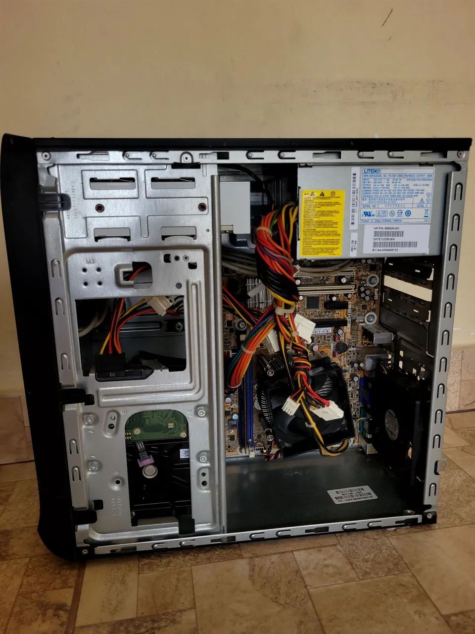 Vendo CPU HP p6-2100br e Nobreak SMS Revolution III. - Foto 3