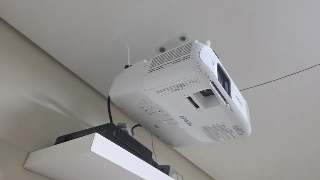Projetor Epson W49 - Foto 4