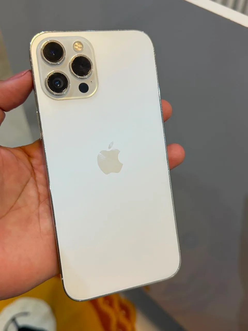 Vende-se iPhone 12 Pró Max 256, bateria 100%  - Foto 3