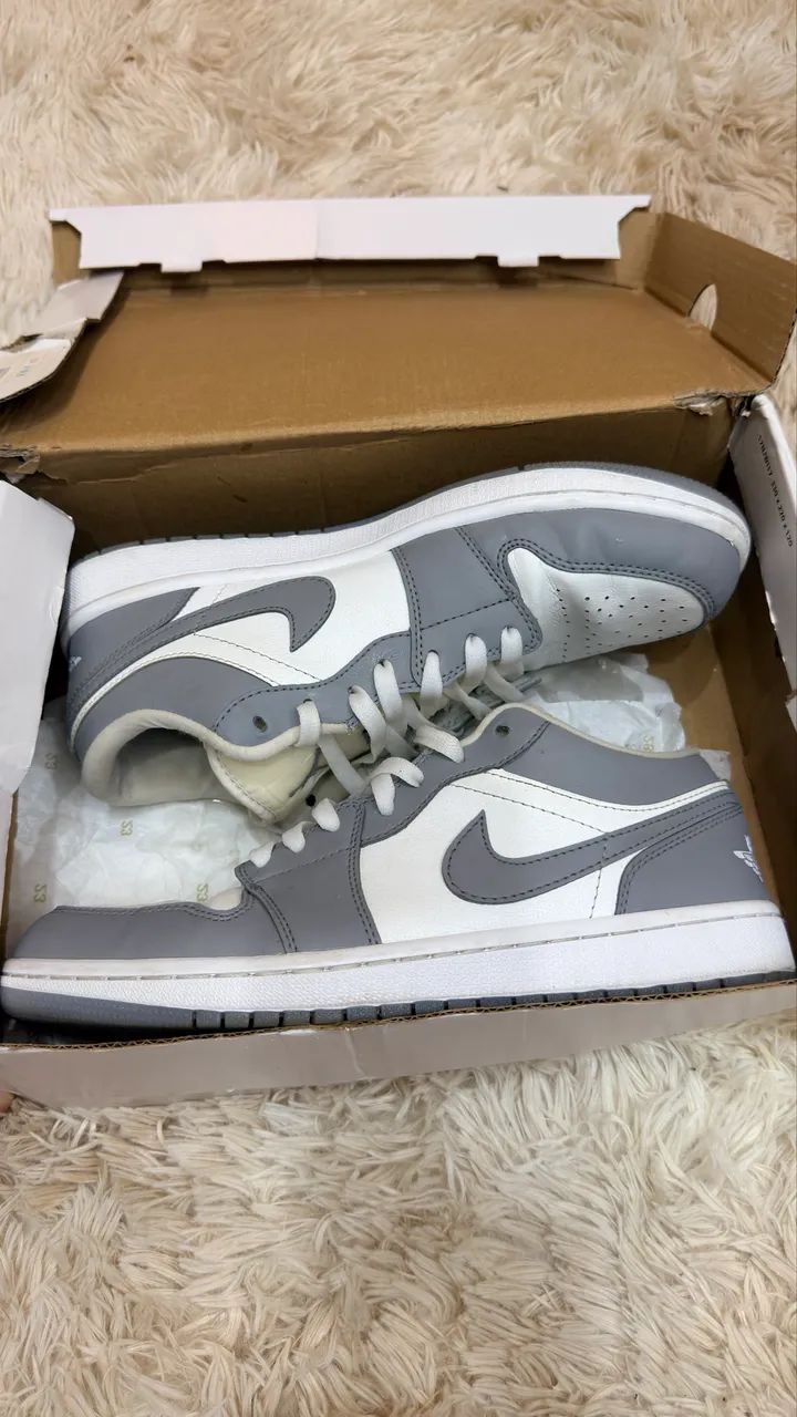 Tênis Jordan Cinza 41/42 Impecável  - Foto 2