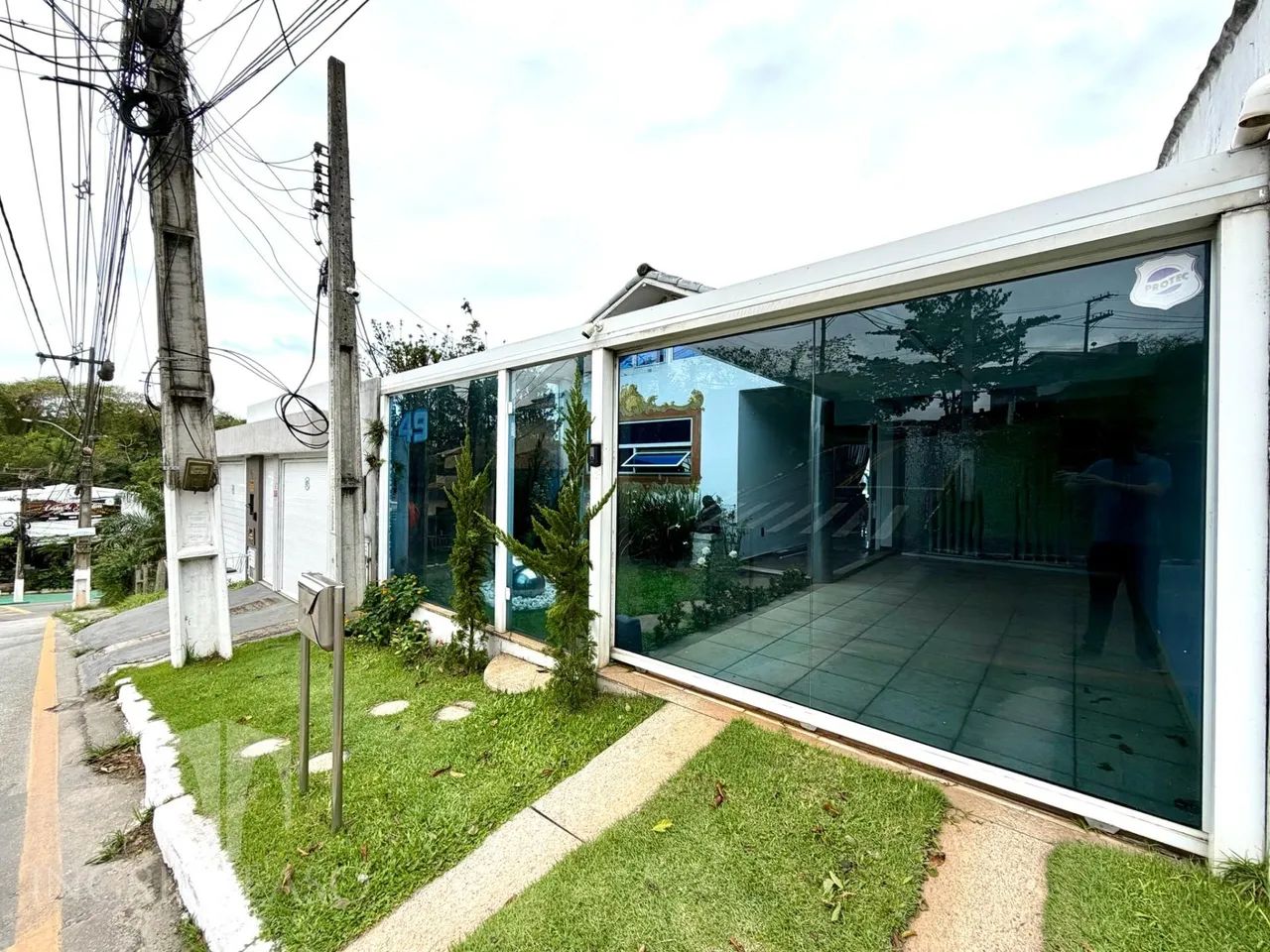 Casa em São Marcos com 3 Quartos e Piscina - Macaé - Foto 4