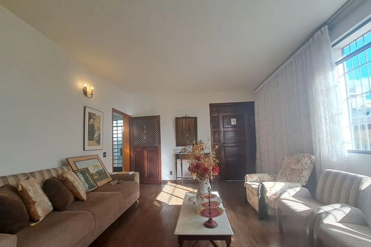 Casa à Venda - Nova Suíssa, 4 Quartos, 360 m2 - Foto 5