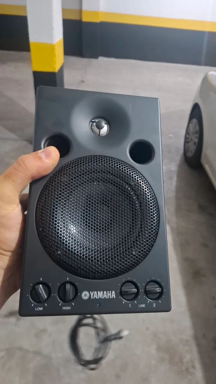 Caixa de som amplificadora 
