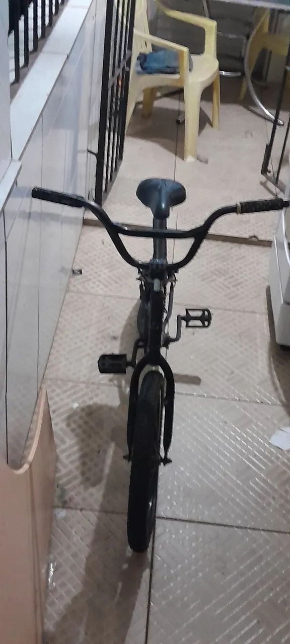 Bike nova só pintar 