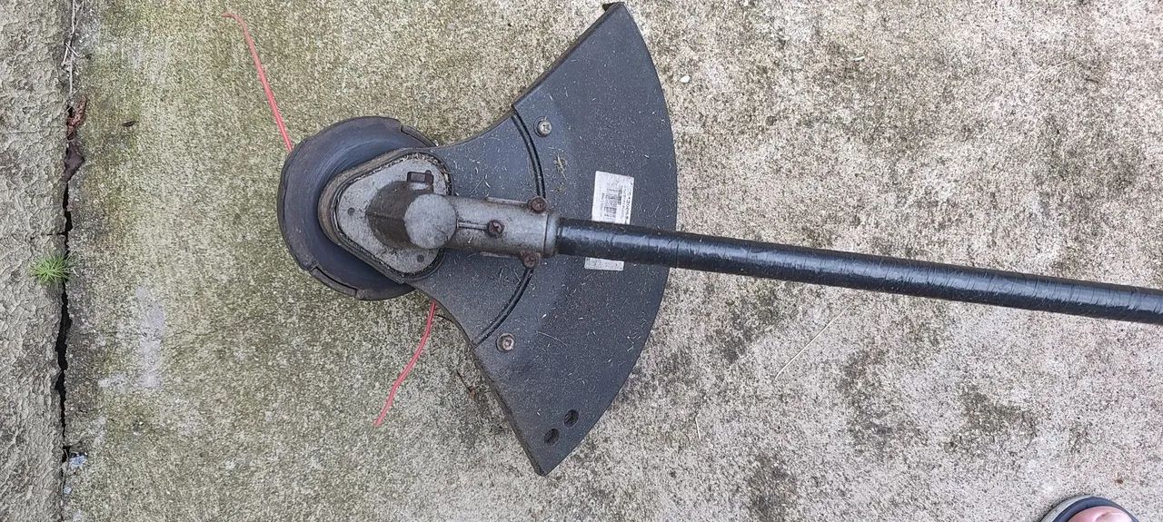 vendo roçadeira teckna 220v - Foto 3