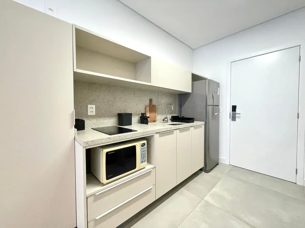Studio Completo, com Garagem, Hobby Box e Academia. - Foto 3