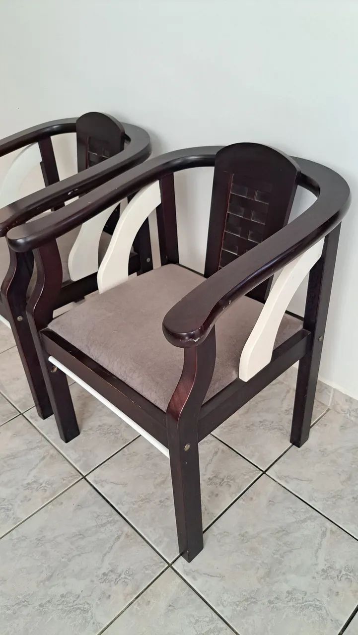 Par de Cadeiras Estofadas para Sala de Estar - Foto 2