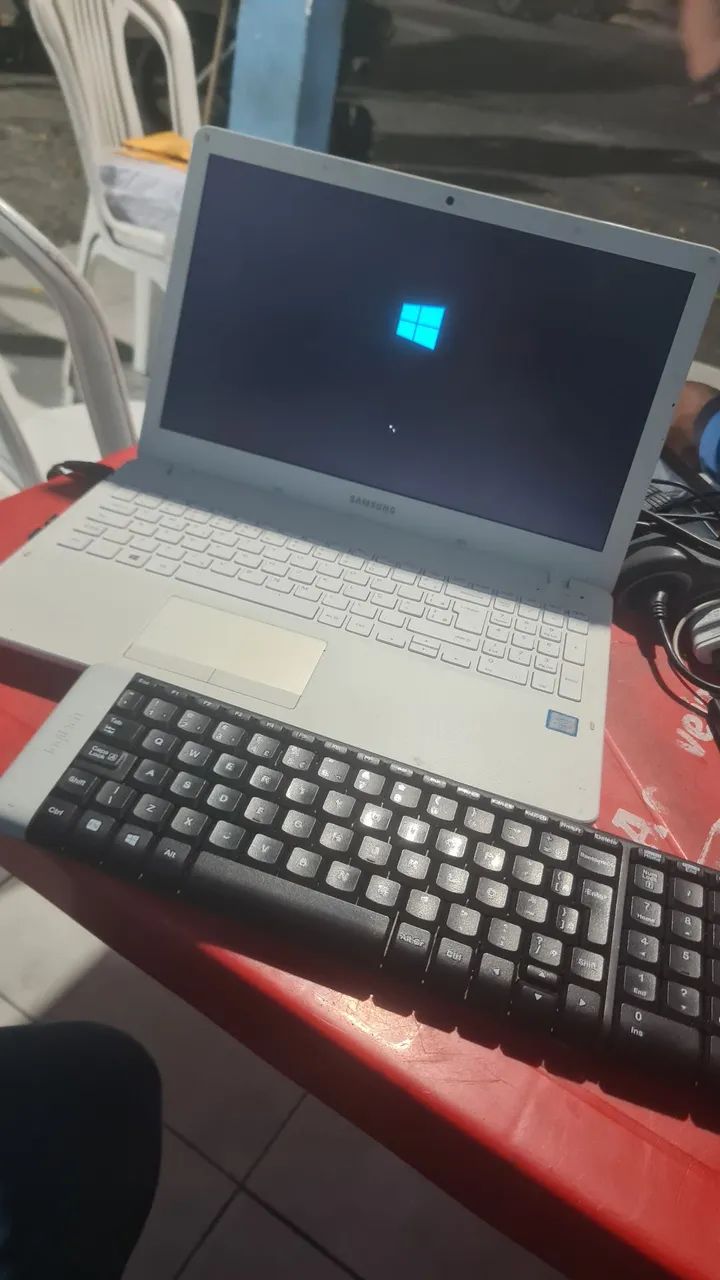 NOTEBOOK SAMSUNG I3  - Foto 2
