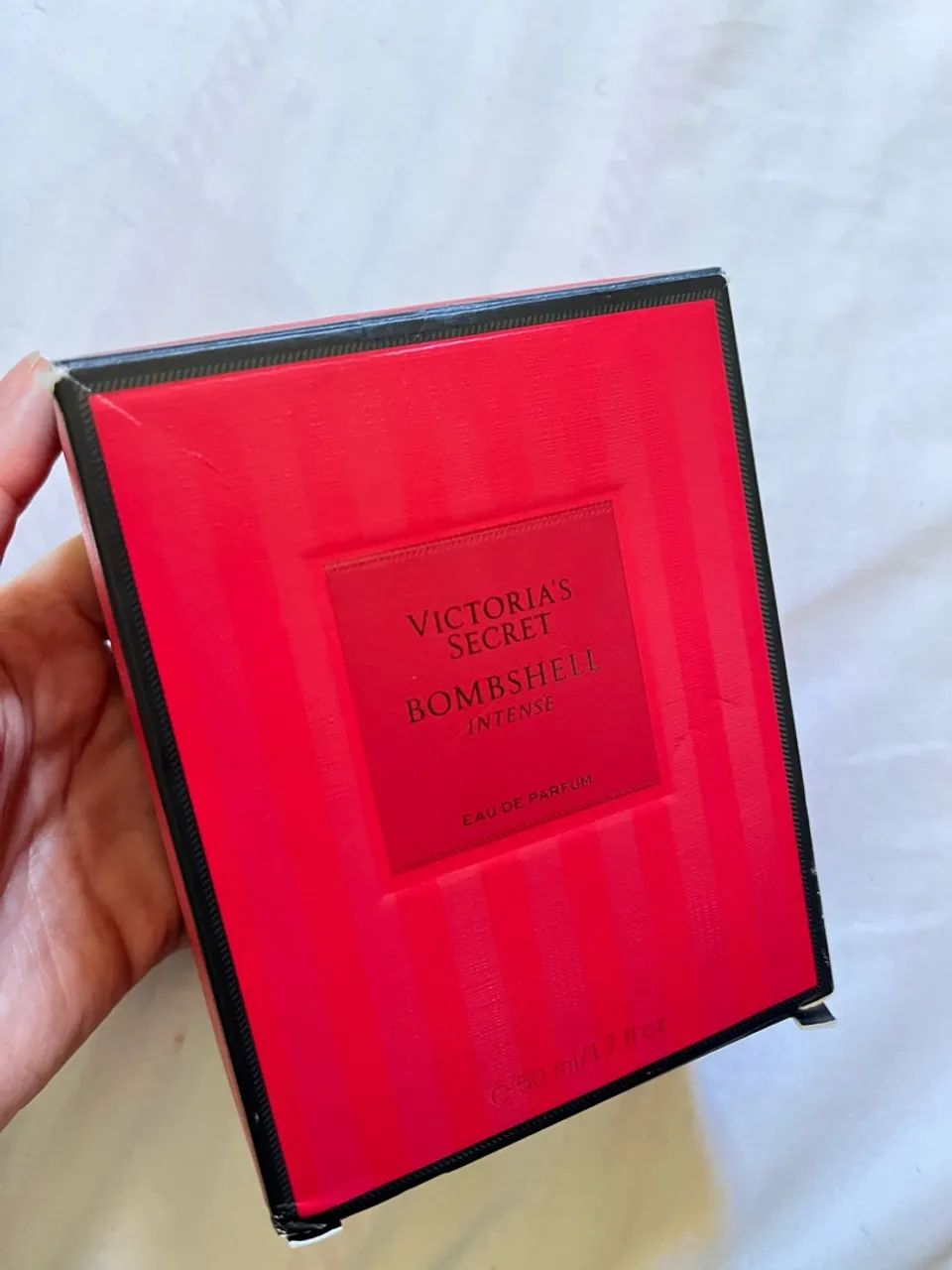 Perfume Victoria Secrets Bombshell Intense  - Foto 2