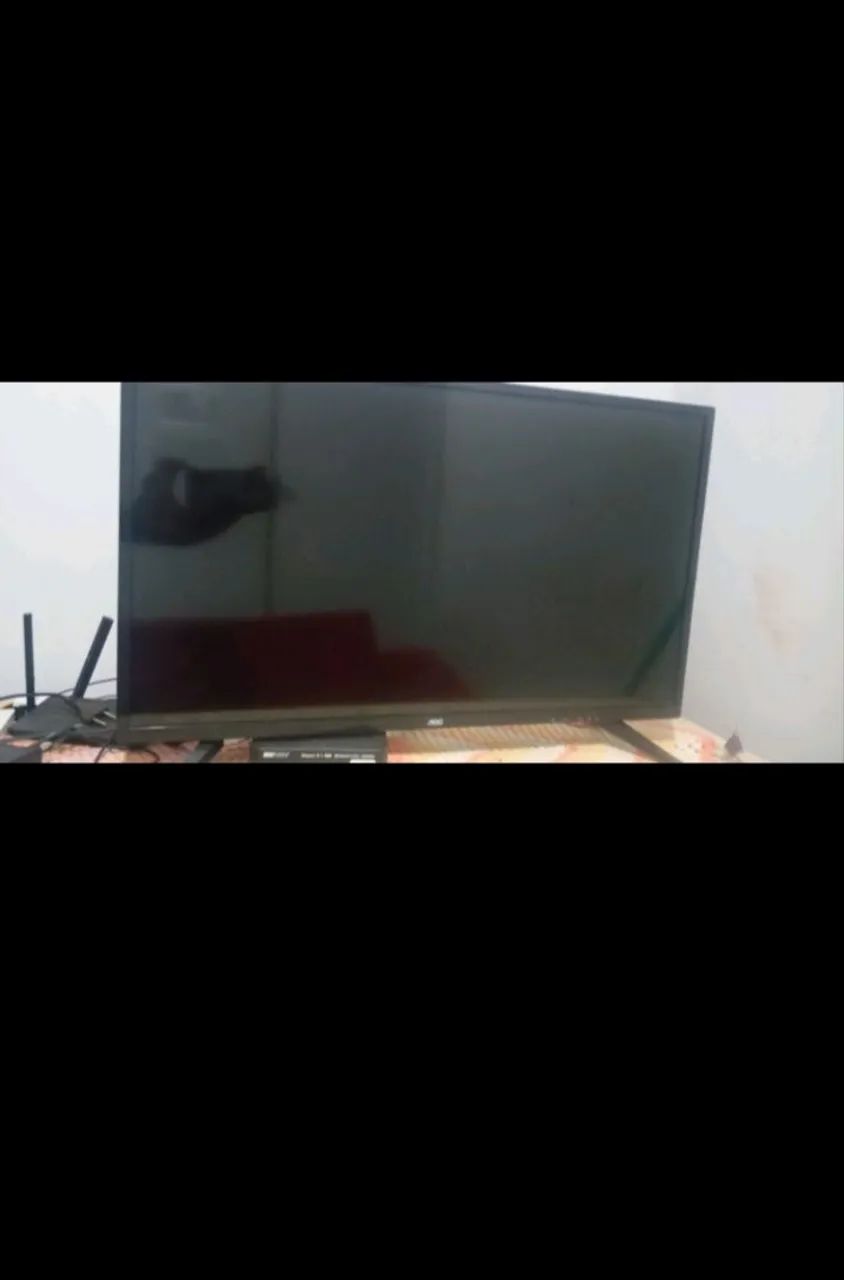 Vende-se TV 32 polegadas não é smart