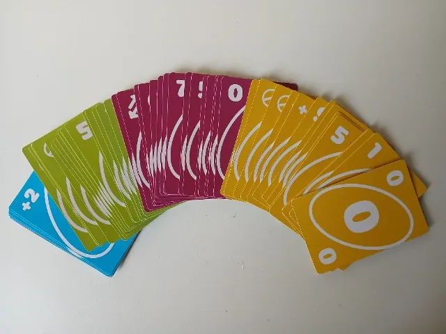 Jogo de Cartas Novo - entrega rapida!!! - Foto 3