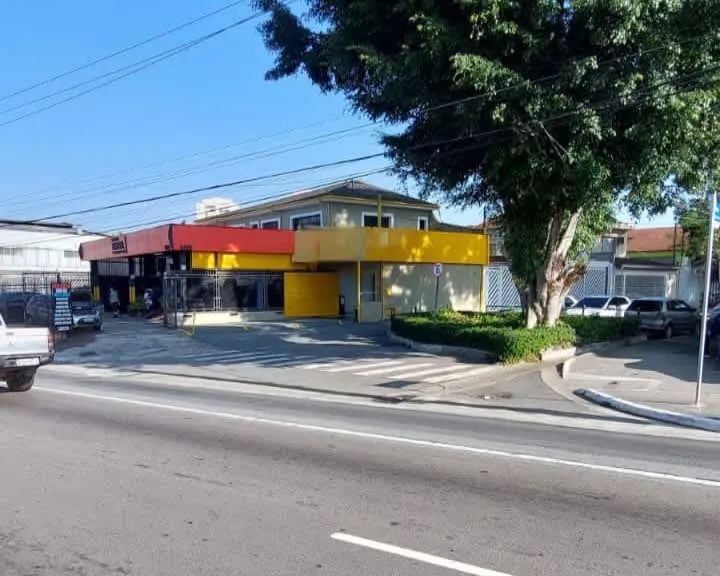 Loja na Avenida Interlagos, 3488  226 m² - Foto 2