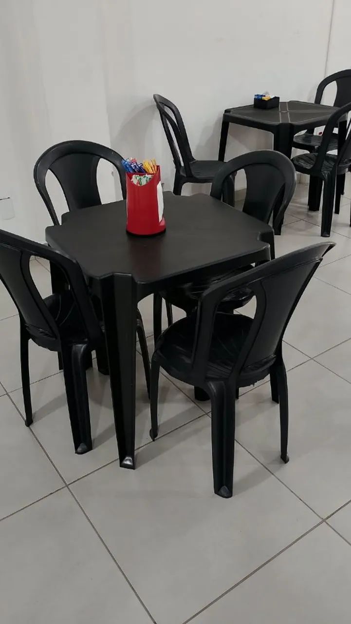 Mesas com cadeiraa - Foto 3