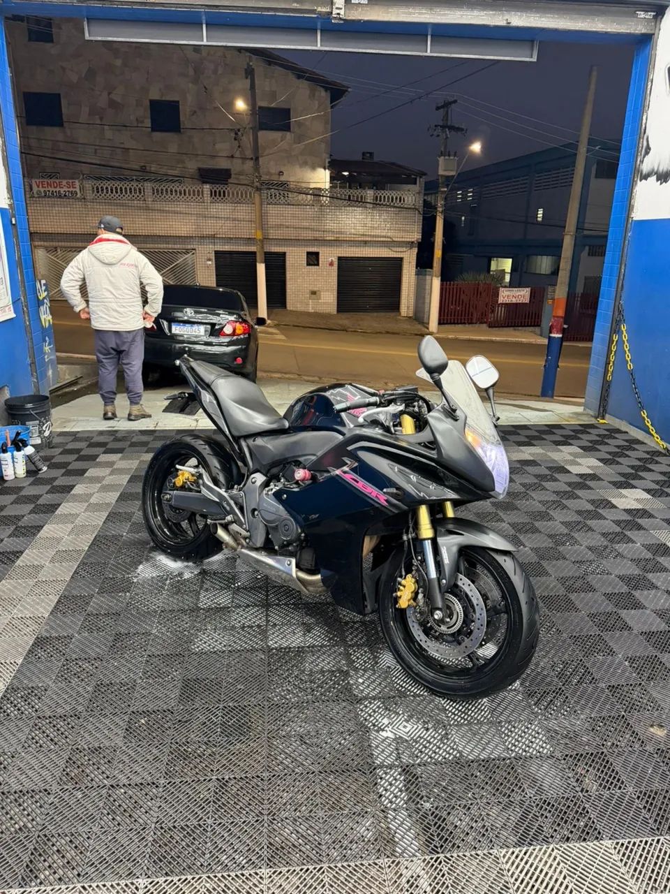 CBR 600F PRETA 2012 - Foto 4