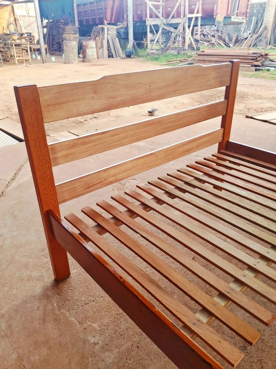 Cama de casal nova 