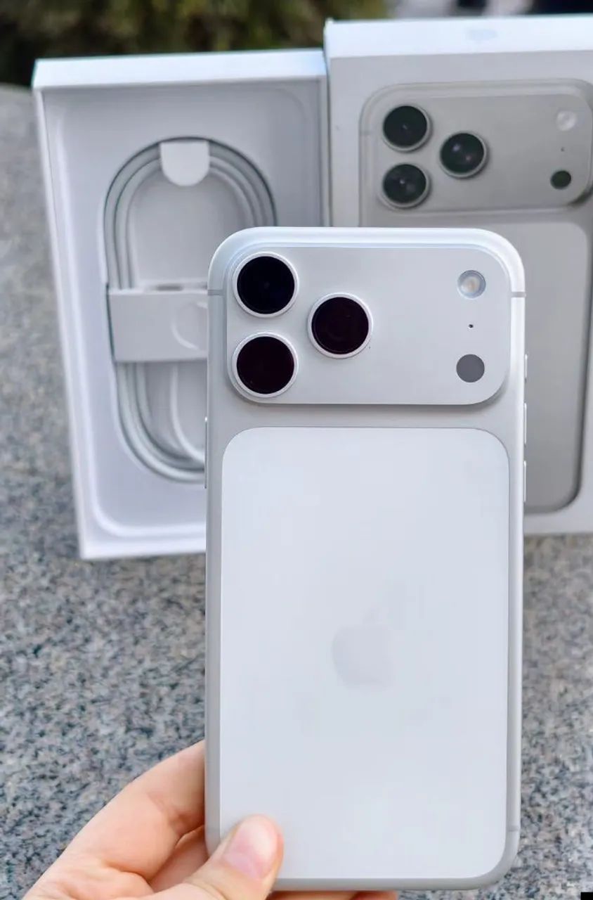 iPhone 17 Pro Max Lacrado  - Foto 3