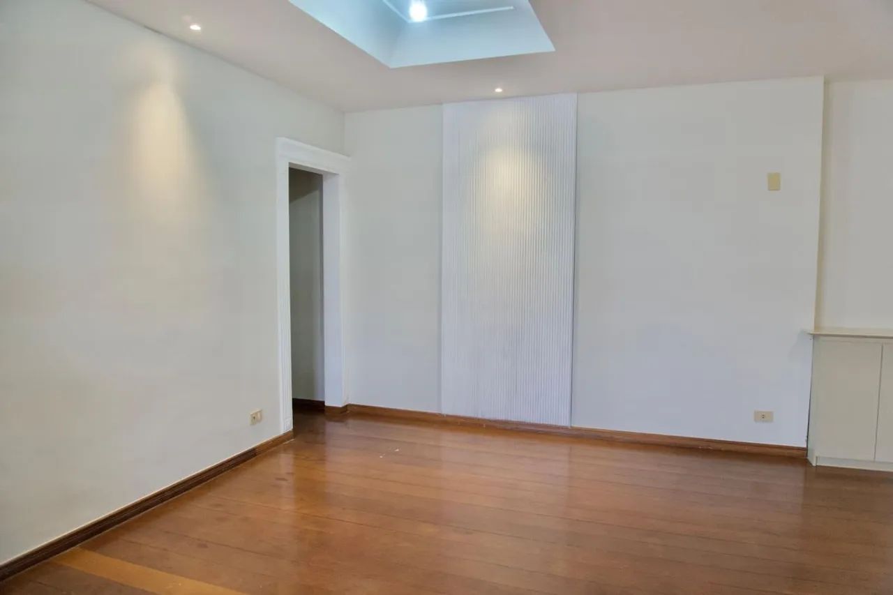 Casa à Venda - Cidade Jardim, 3 Quartos, 371 m2
