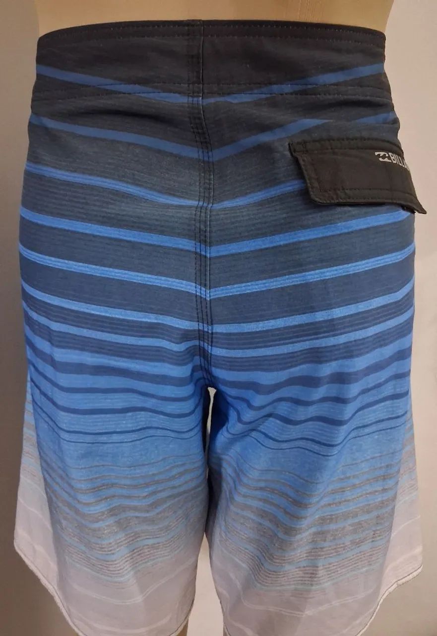 Bermuda Billabong masculina tam G original em excelente estado  - Foto 2