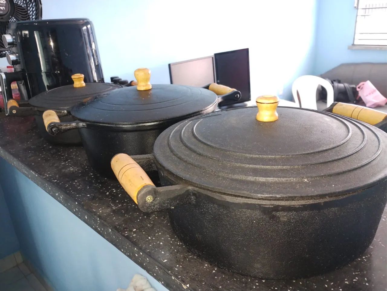 VENDO PANELAS DE FERRO - Foto 3