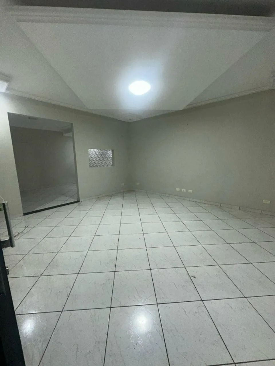 Alugo casa  no Parati, imóvel amplo - Foto 5