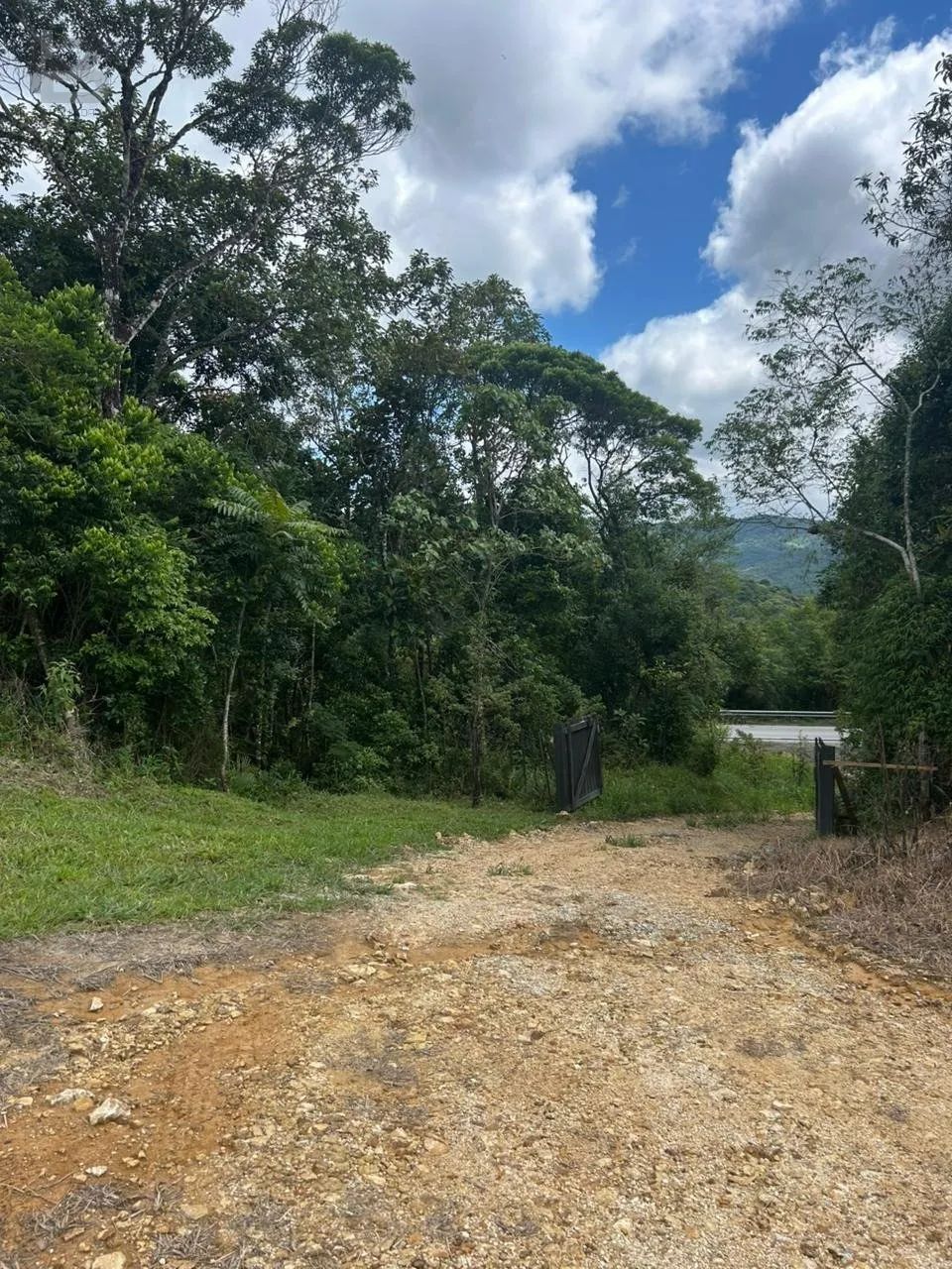 Área à venda em Santo Amaro da Imperatriz - Foto 2