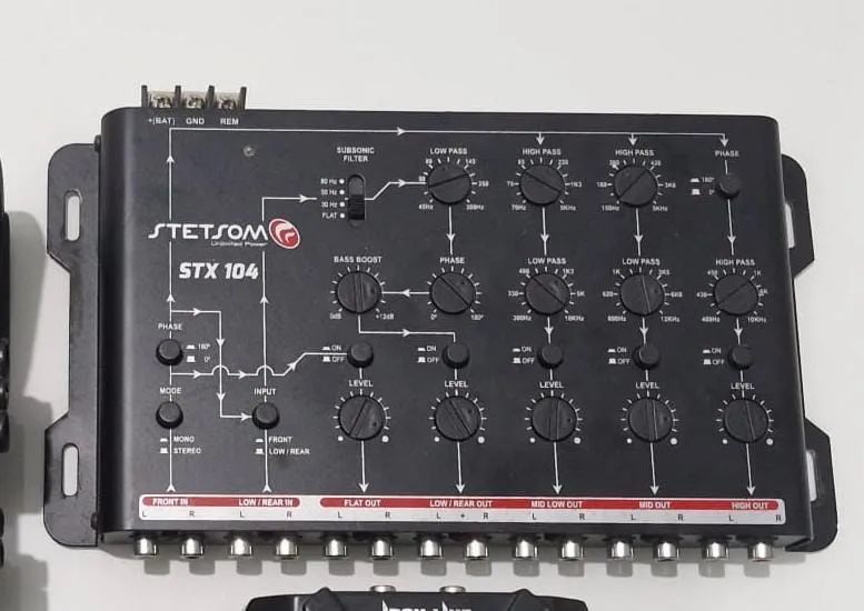 Crossover processador stetsom STX104 