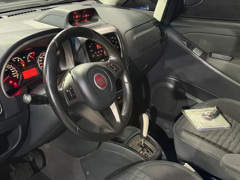 Fiat Idea Adv./ Adv.LOCK.Dualogic 1.8 Flex 5p, foto 9 de 13